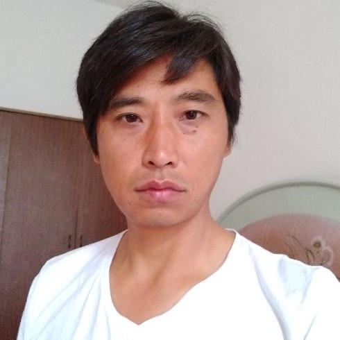 莞尔一笑的第一张照片--兰州相亲服务中心