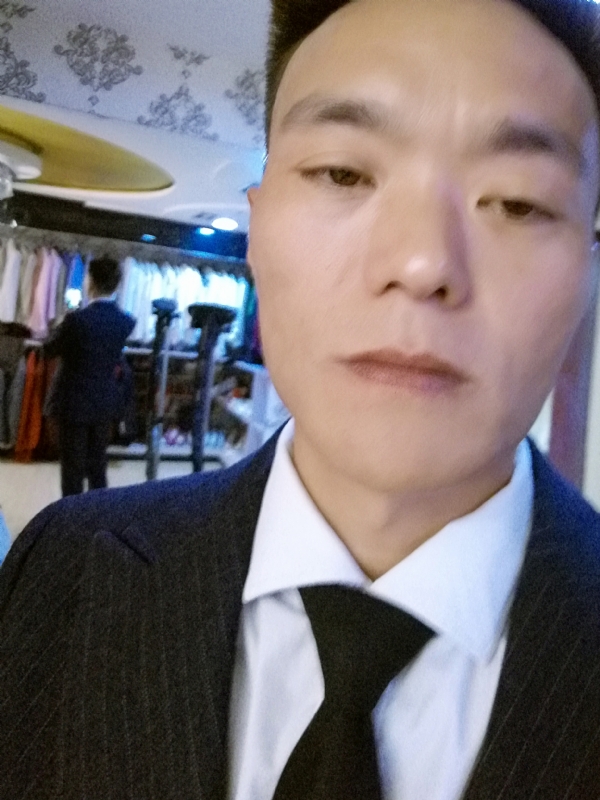 醉酒的蝴蝶的第二张照片--兰州相亲服务中心