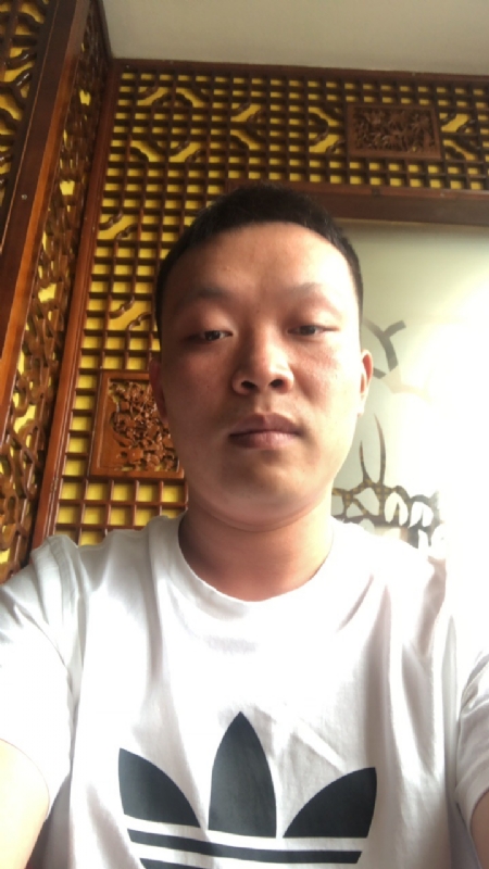 唐子龙的第二张照片--兰州相亲服务中心