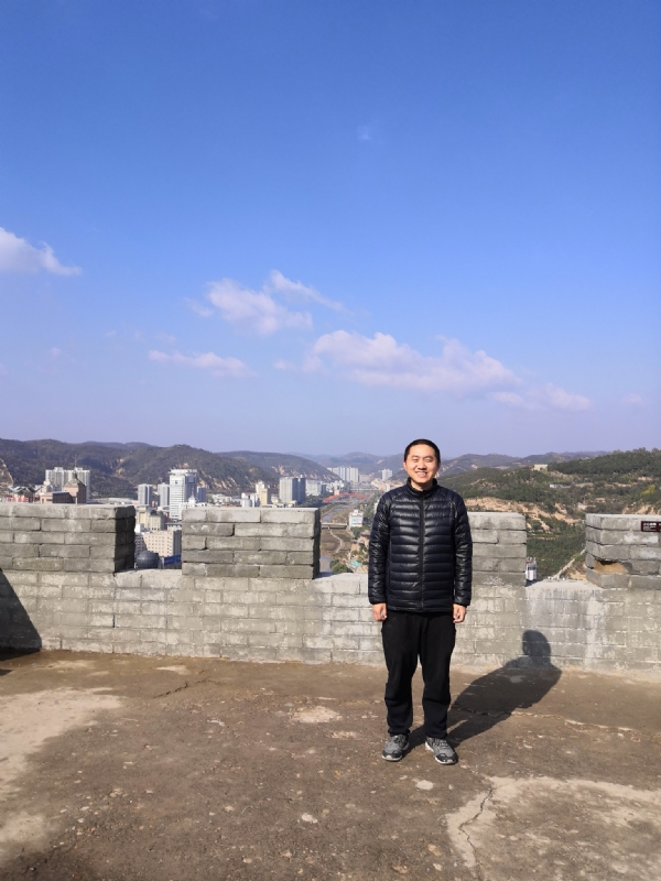 人间不值得的第一张照片--兰州相亲服务中心