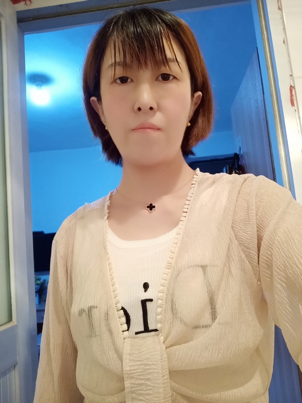 芬儿的第一张照片--兰州相亲服务中心