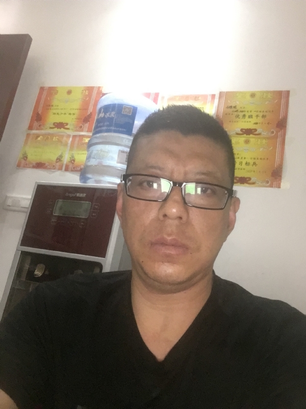 牵手的第一张照片--兰州相亲服务中心