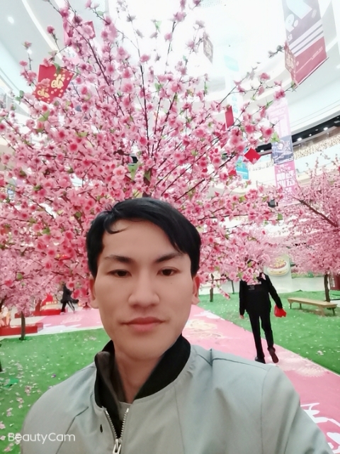 单身一人的第二张照片--兰州相亲服务中心