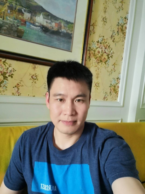 阳光灿烂的第二张照片--兰州相亲服务中心