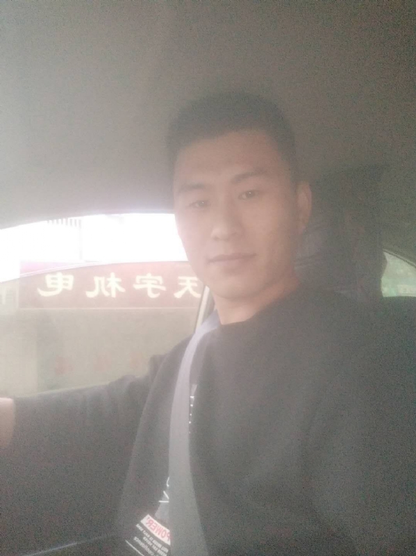 老鼠爱上猫的第一张照片--兰州相亲服务中心