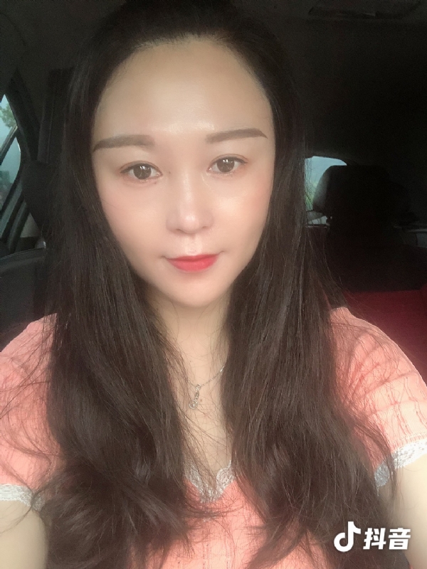 云云的第一张照片--兰州相亲服务中心