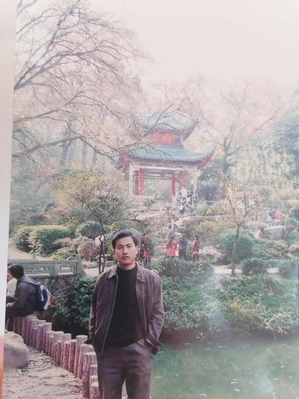 沧海一粟的第一张照片--兰州相亲服务中心