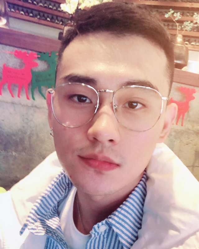 胡强很孤单的第一张照片--兰州相亲服务中心