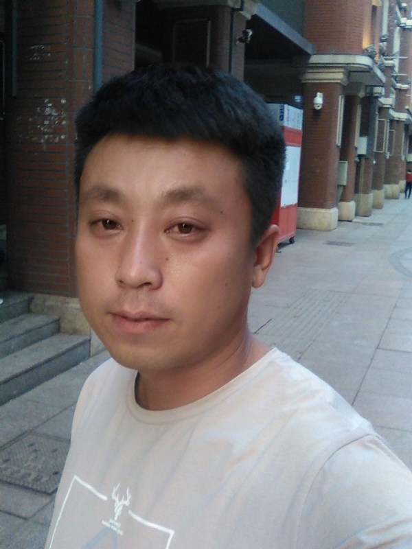 冰冷的心的第一张照片--兰州相亲服务中心