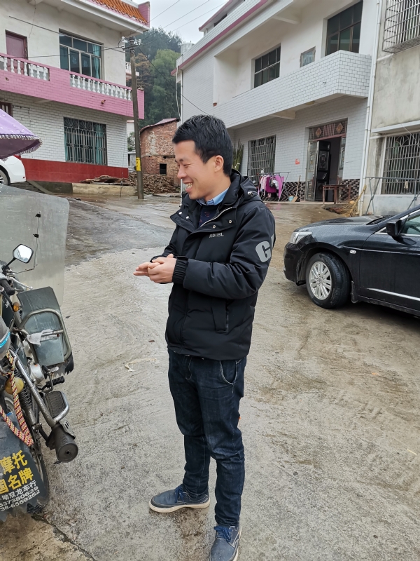 幸运遇见你的第一张照片--兰州相亲服务中心