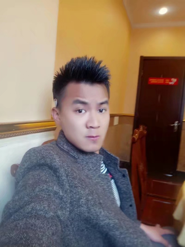 只为等你的第三张照片--兰州相亲服务中心