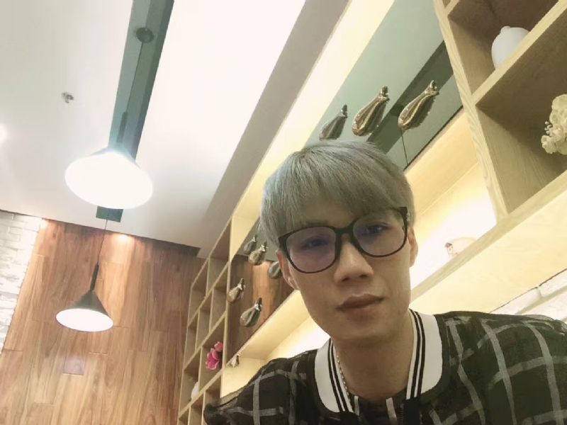 黄峰的第一张照片--兰州相亲服务中心