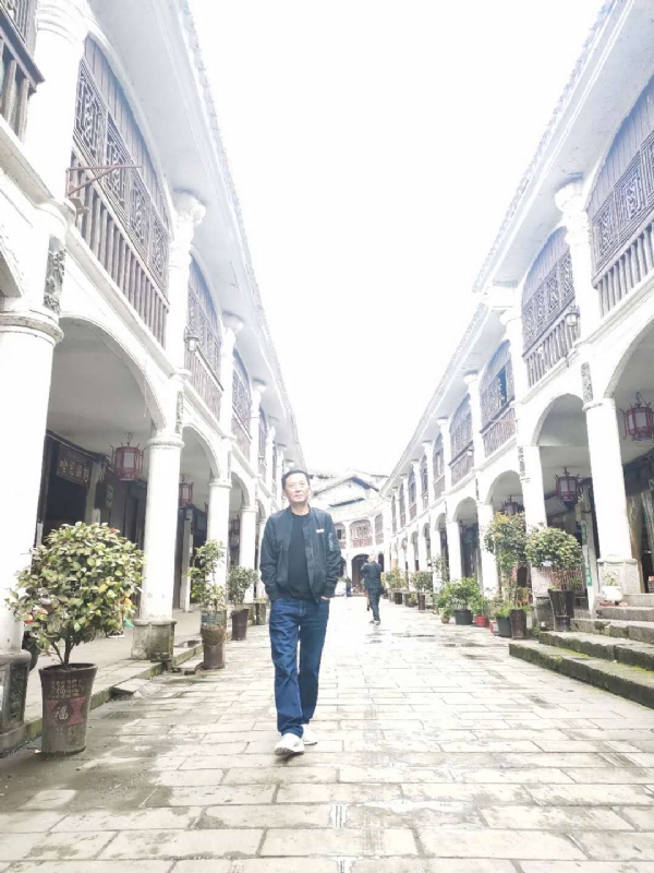 斌哥哥的第一张照片--兰州相亲服务中心