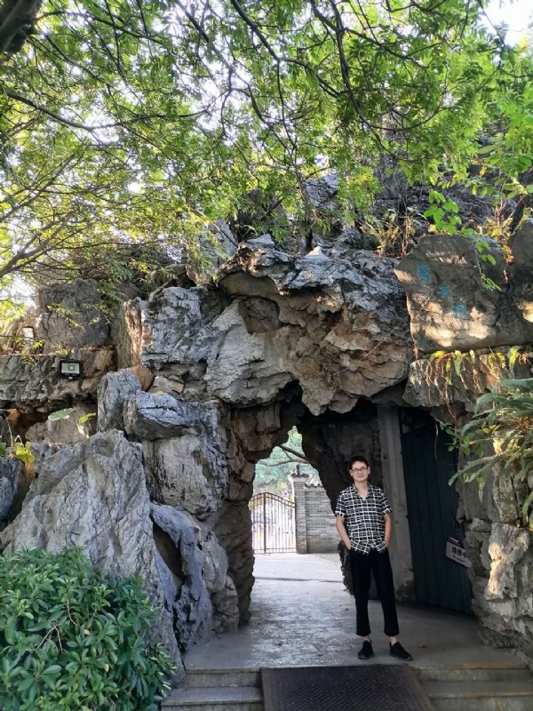 萍水相逢晏的第二张照片--兰州相亲服务中心