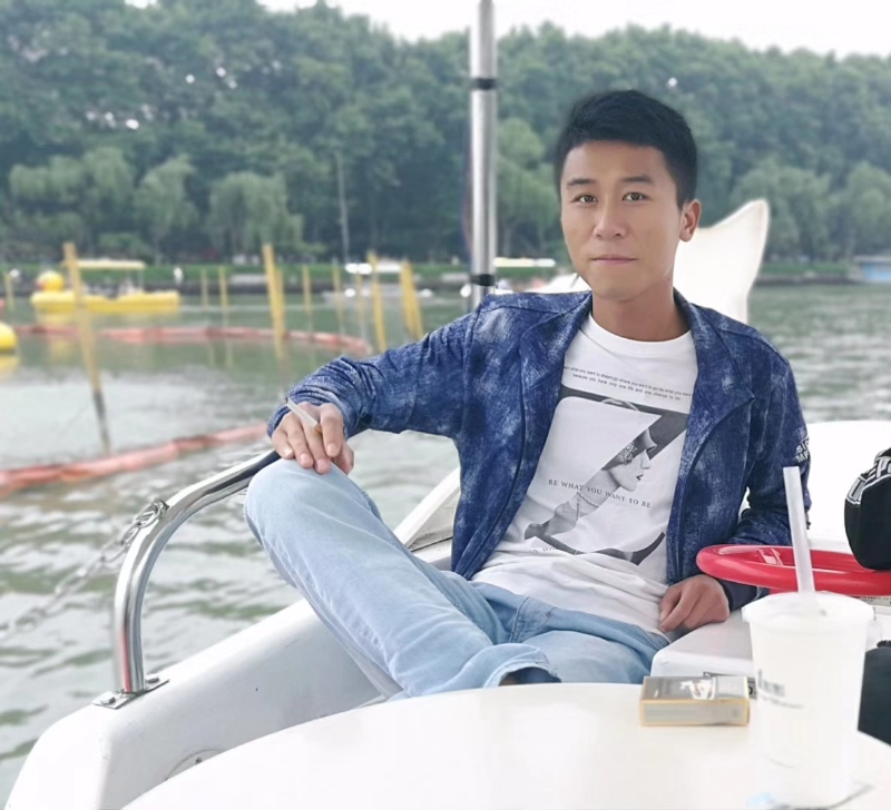 小熊微品的第一张照片--兰州相亲服务中心