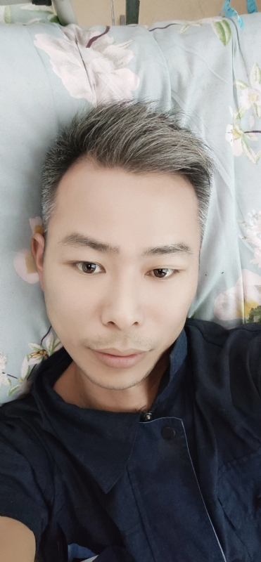 火山口的第一张照片--兰州相亲服务中心