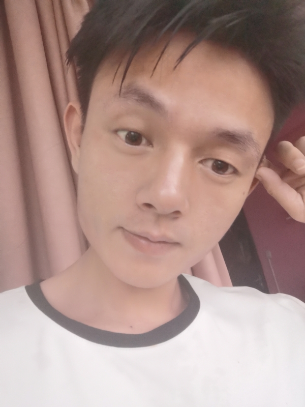 一一得一的第一张照片--兰州相亲服务中心