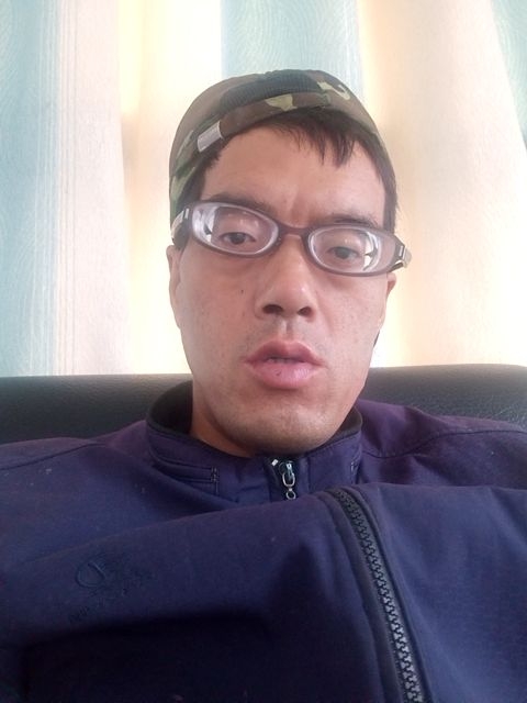 等待有缘人的第二张照片--兰州相亲服务中心