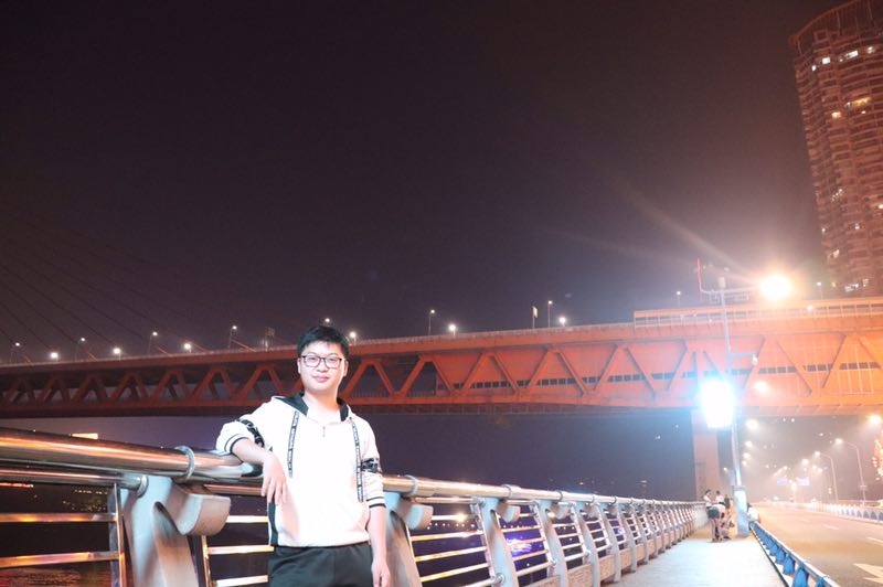 乀漓洛的第二张照片--兰州相亲服务中心