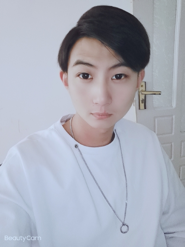 漠然的第五张照片--兰州相亲服务中心