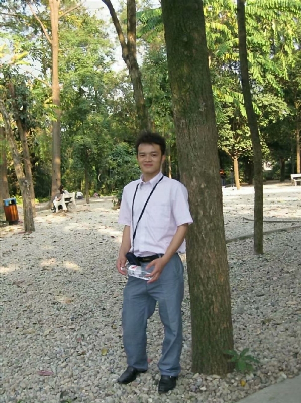 雨浓的第二张照片--兰州相亲服务中心