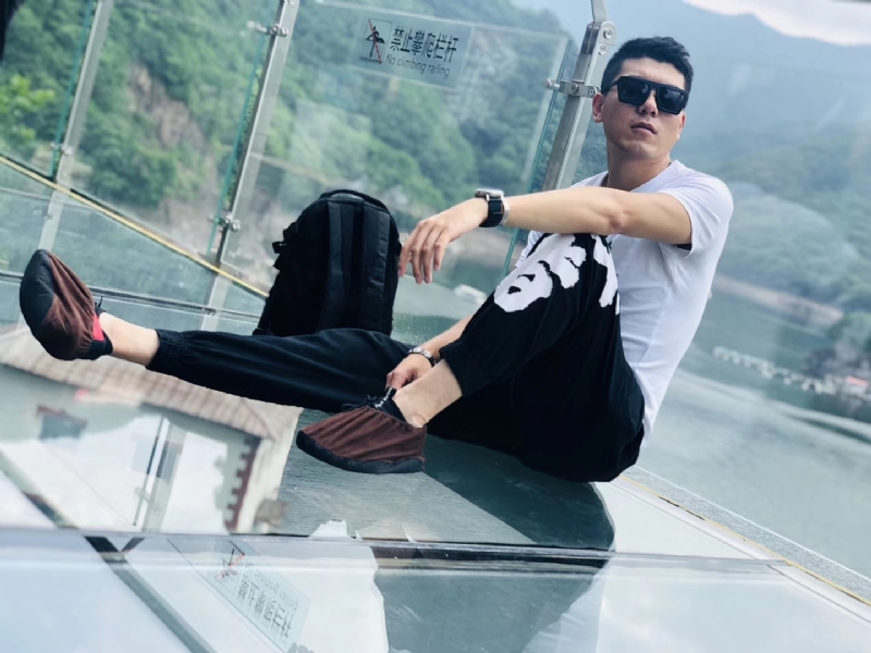 庄周梦蝶的第一张照片--兰州相亲服务中心