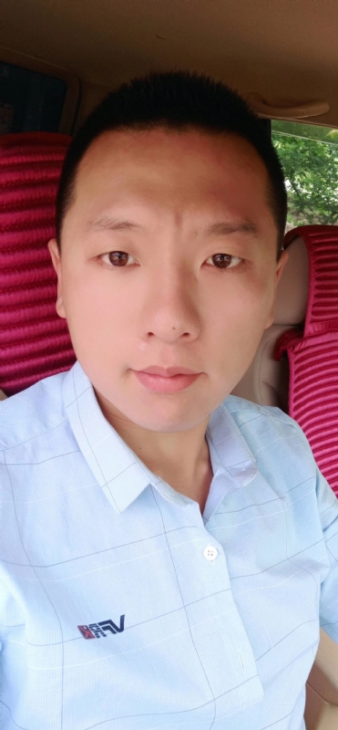 霄上的第二张照片--兰州相亲服务中心