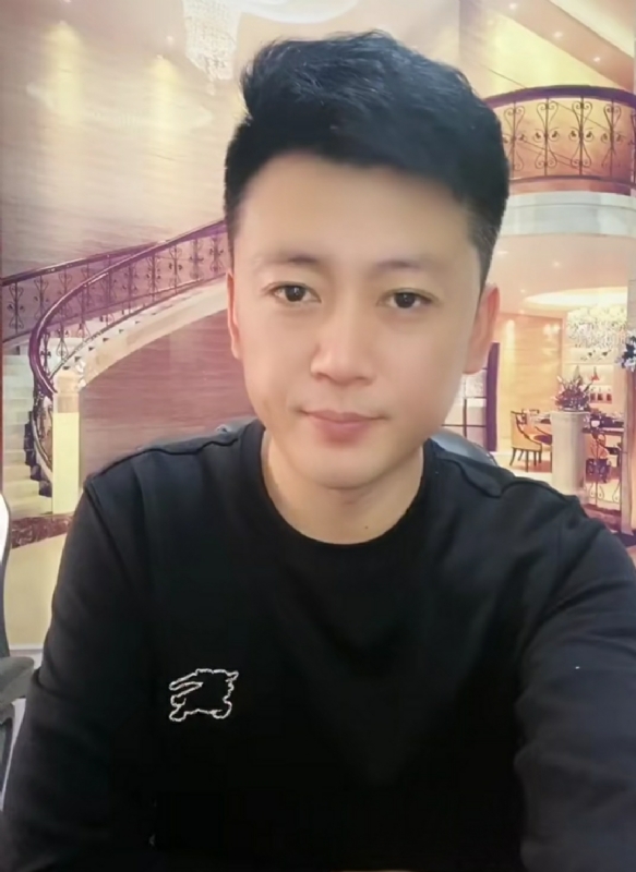 屋顶拾荒人的第三张照片--兰州相亲服务中心