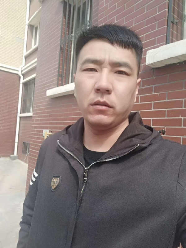 谁伴我闯荡的第一张照片--兰州相亲服务中心