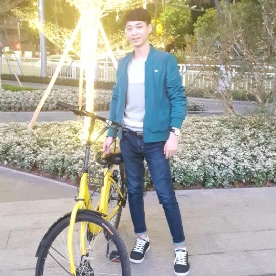 李伟的第一张照片--兰州相亲服务中心