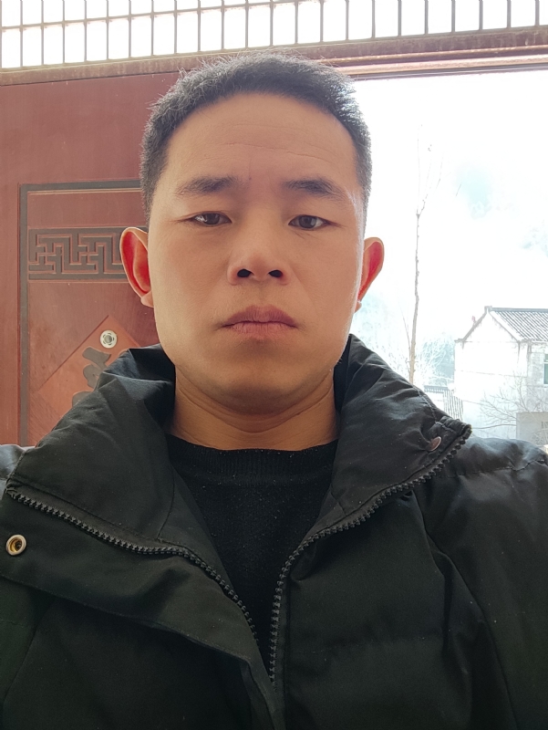 勇敢的成长的第一张照片--兰州相亲服务中心