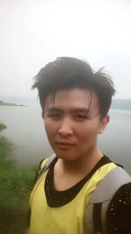 阳光与自由的第一张照片--兰州相亲服务中心