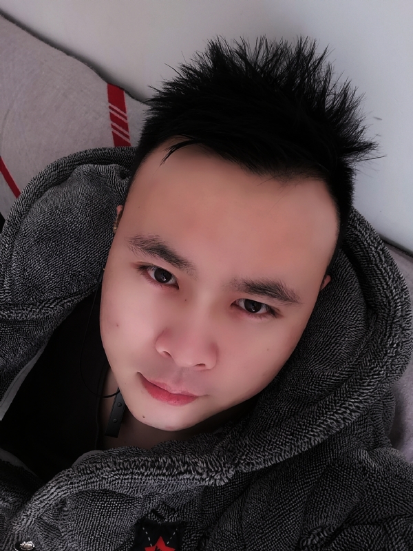 明明的第一张照片--兰州相亲服务中心