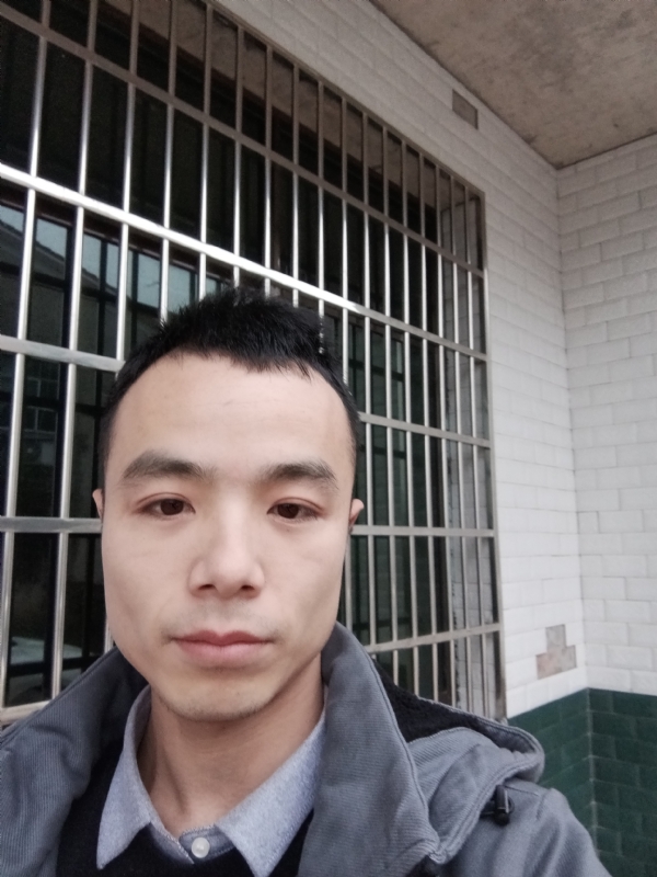 笑得那么开心的第三张照片--兰州相亲服务中心