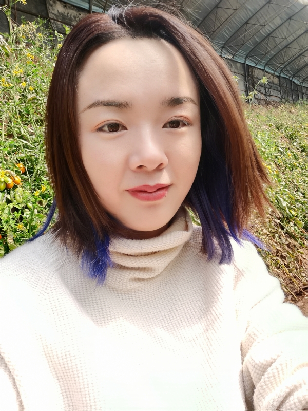 欣欣向荣的第一张照片--兰州相亲服务中心