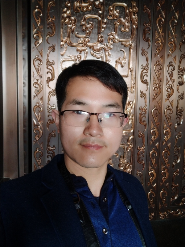 鹏鸟的第一张照片--兰州相亲服务中心