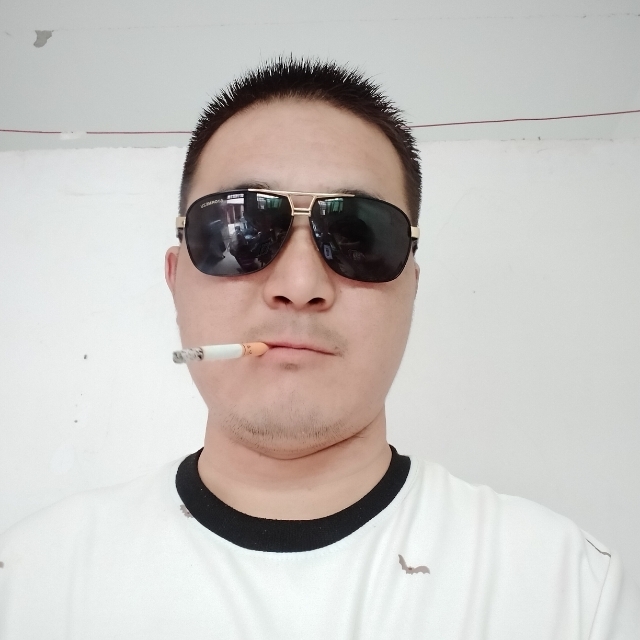 白伟伟的第一张照片--兰州相亲服务中心