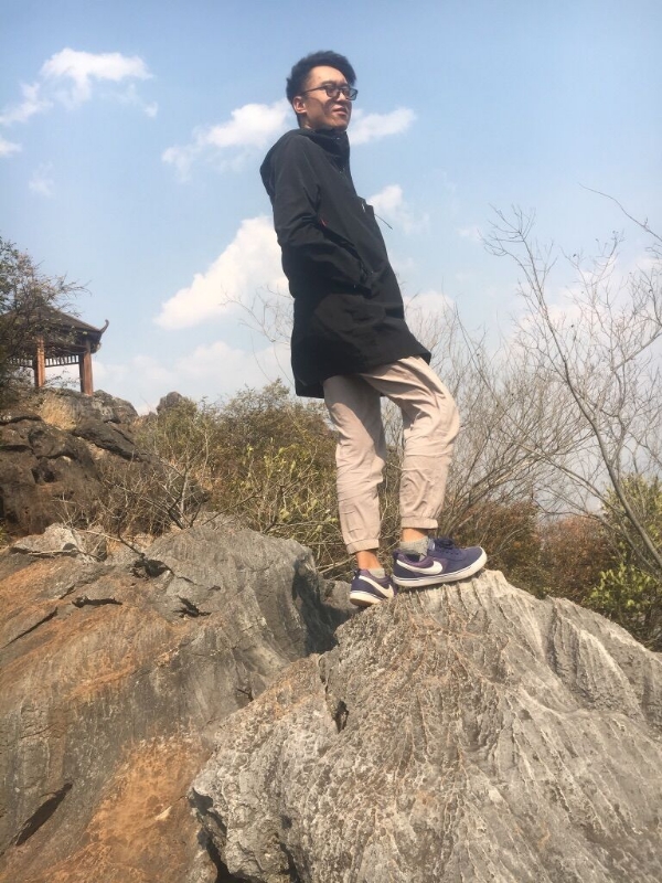 雨夜寻知己的第一张照片--兰州相亲服务中心