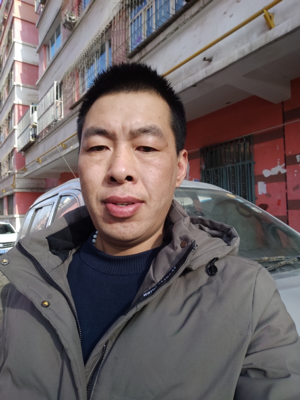 华哥的第一张照片--兰州相亲服务中心