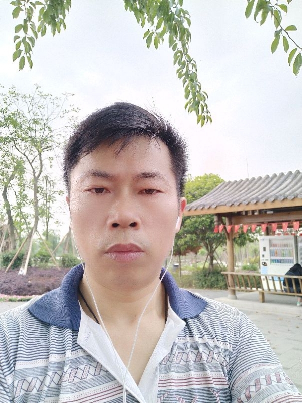 一个人的孤单的第一张照片--兰州相亲服务中心