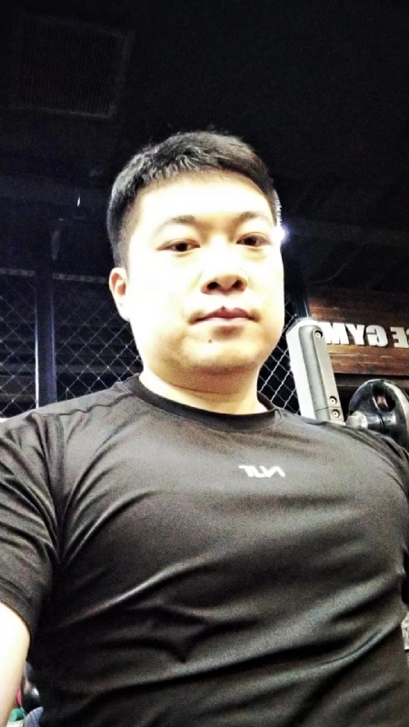 好想遇见你的第二张照片--兰州相亲服务中心