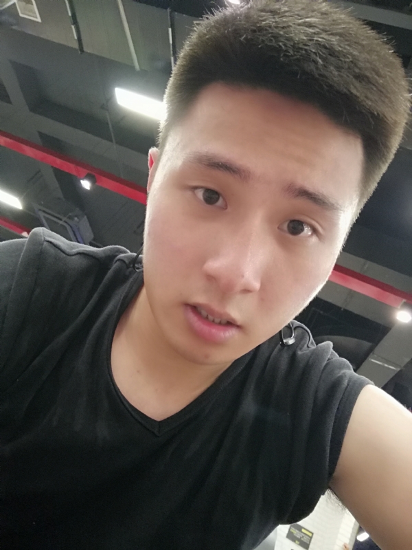 江南的雨的第一张照片--兰州相亲服务中心