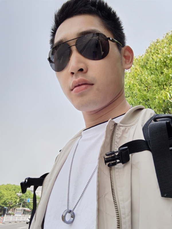 残花落陌,的第一张照片--兰州相亲服务中心