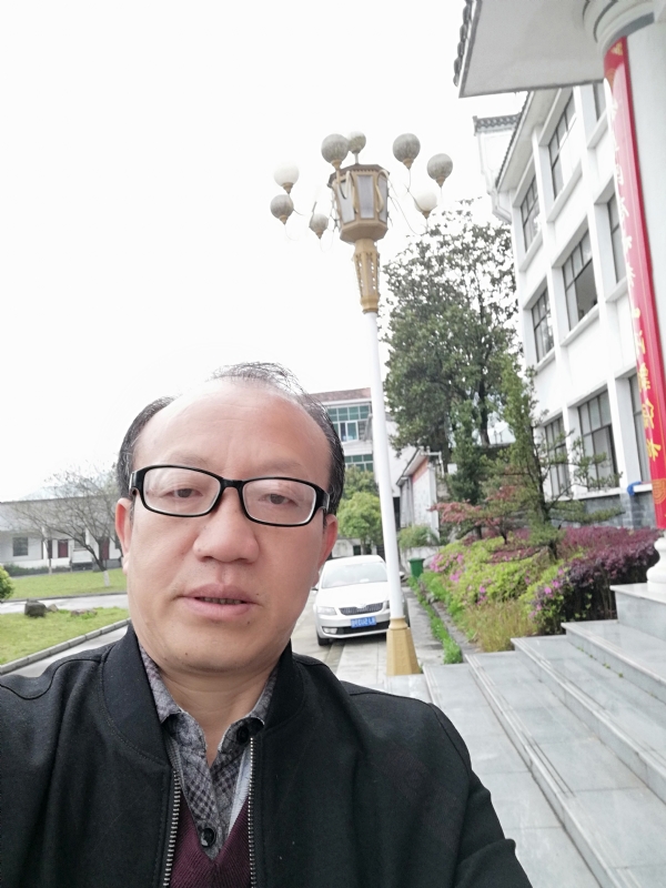 玫瑰祥云的第二张照片--兰州相亲服务中心