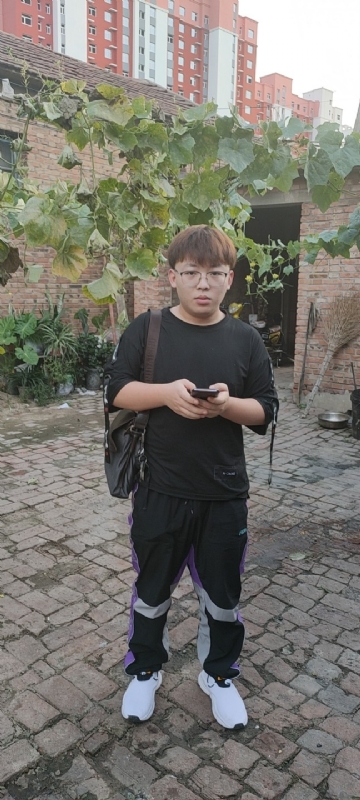 辛禹的第二张照片--兰州相亲服务中心