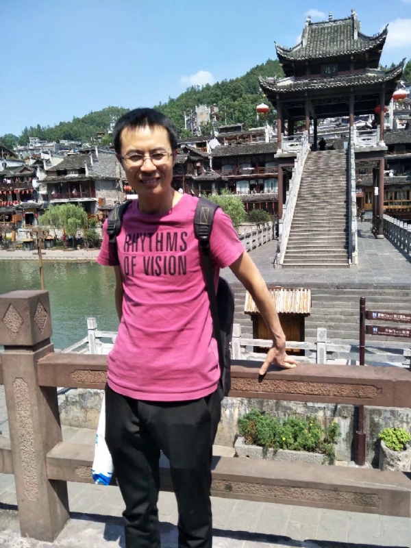 会飞的鱼的第一张照片--兰州相亲服务中心