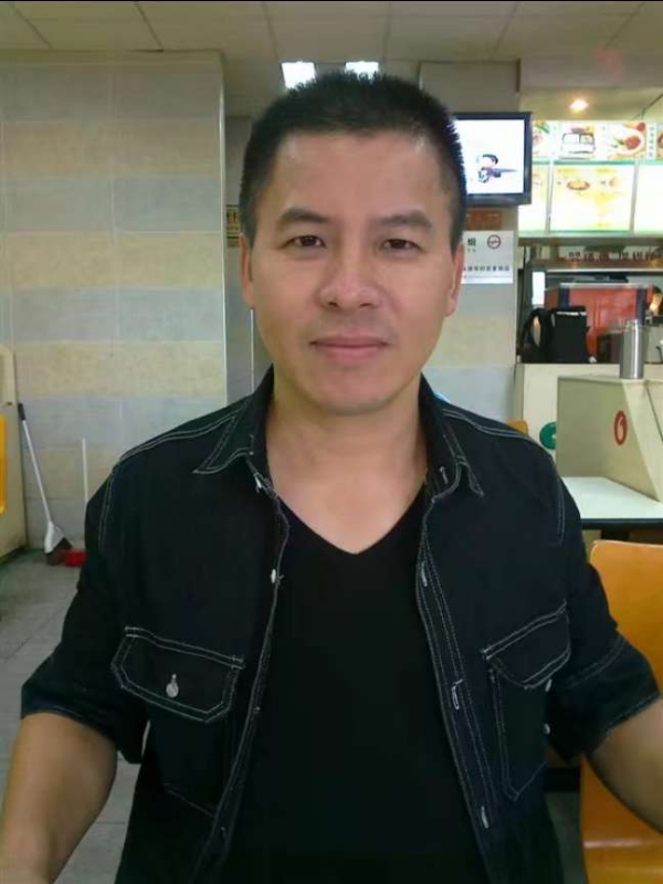 享受孤独的第一张照片--兰州相亲服务中心