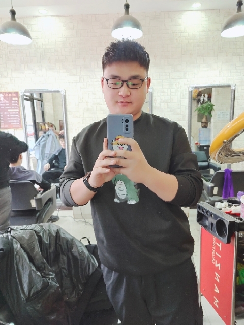 不吃香菜的第二张照片--兰州相亲服务中心