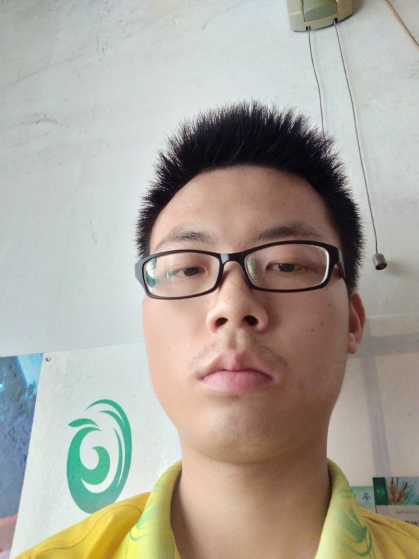 舒荷的第一张照片--兰州相亲服务中心