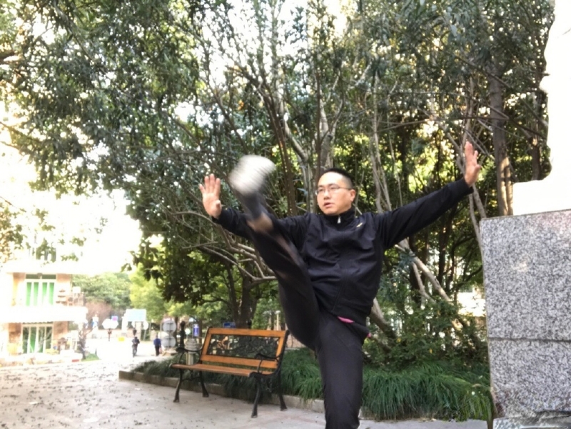 自故深情好受伤的第三张照片--兰州相亲服务中心